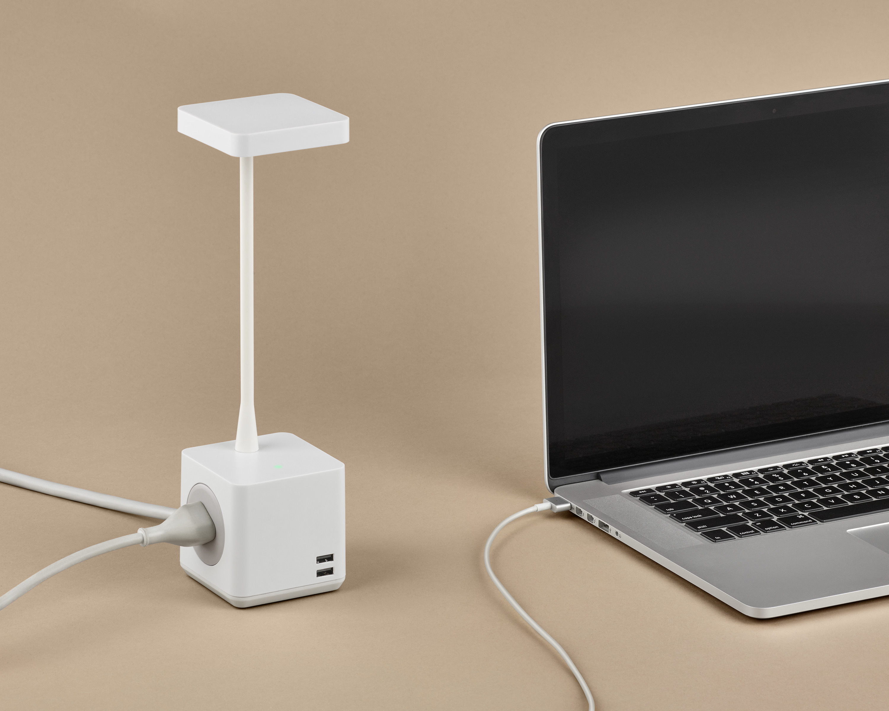 华体会体育官方在线官网 - 灯饰|台灯|办公家具|华体会体育官方在线官网家具|库伯特台灯